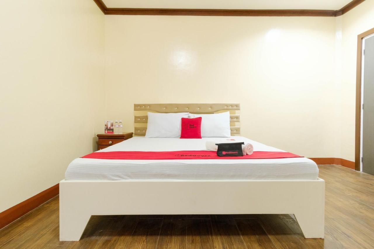 Reddoorz Plus @ Seaborne Hotel Subic Zambales Εξωτερικό φωτογραφία