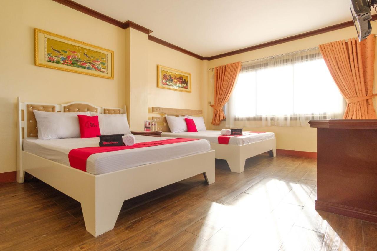 Reddoorz Plus @ Seaborne Hotel Subic Zambales Εξωτερικό φωτογραφία
