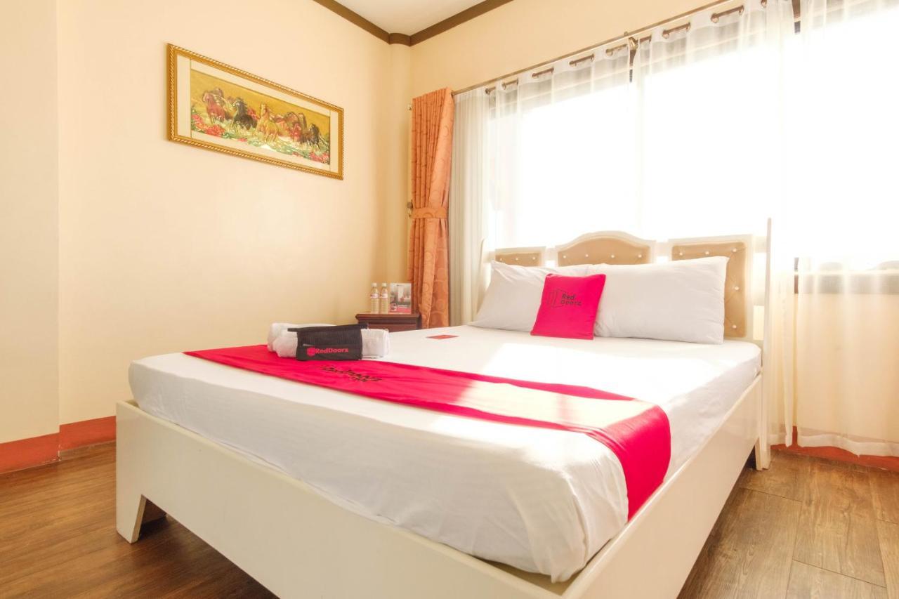 Reddoorz Plus @ Seaborne Hotel Subic Zambales Εξωτερικό φωτογραφία